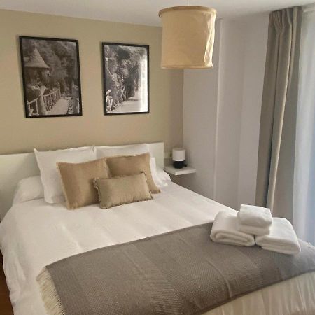 Apartamento Con Encanto En El Pirineo La Pobla de Lillet Bagian luar foto