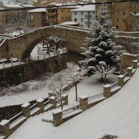 Apartamento Con Encanto En El Pirineo La Pobla de Lillet Bagian luar foto
