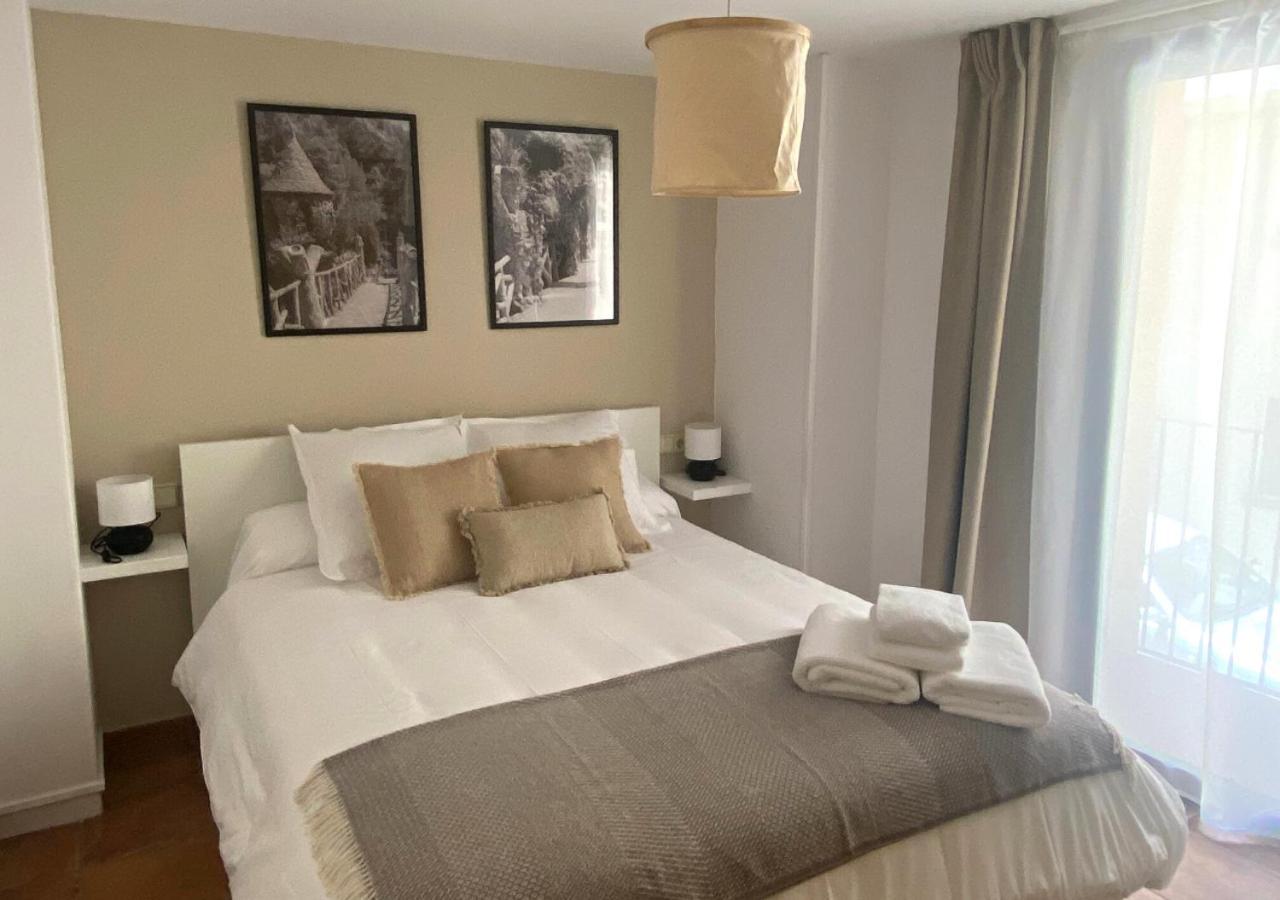 Apartamento Con Encanto En El Pirineo La Pobla de Lillet Bagian luar foto